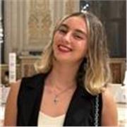 Offro ripetizioni/aiuto compiti in varie materia a seconda delle necessità dello studente o della studentessa che ne fa richiesta