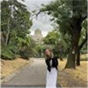 Ofrezco clases particulares de matemáticas básicas dirigidas a niños y niñas desde primero de primaria hasta la ESO.