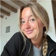 Ancienne élève de classe prépa ECG, je rentre en école de commerce, j’ai donc un profil polyvalent, et je suis rigoureuse !