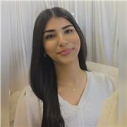 Nachhilfelehrerin für Schüler in der ersten bis zur sechsten Klasse