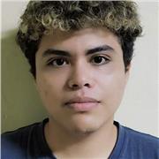 Profesor de artes enfocado en dibujo