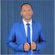 Patient and supportive Software Engineering student offering personalized Math and Programming tutoring for high school students.