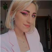 Profesora de lenguaje musical y trompa