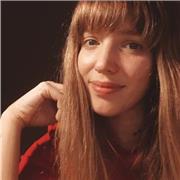 Imparto clases de diseño gráfico impreso e interactivo, desde la conceptualización a las artes finales, programas como Illutrator, Photoshop, Indesign, diseño editorial, branding... a alumnos de ciclos medios y superiores relacionados con diseño e ilustra