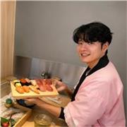 Soy profesor/a nativo/a de japonés y acompaño a estudiantes desde nivel inicial hasta avanzado, adaptando las clases a sus objetiv