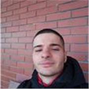 Soy una persona activa y puesta en el trabajo, y tengo experiencia en programación con html y css.