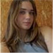 Cuidadora responsable y atenta, ofrezco cuidado de niños y apoyo en tareas escolares. Me adapto a las necesidades de cada familia.