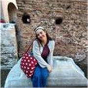 Madrelingua inglese e italiana, offro ripetizioni di inglese e italiano per studenti di scuola primaria, secondaria e superiore.