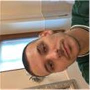 Personal trainer laureato in scienze motorie e con un master internazionale nello sport management.