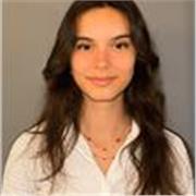 I am a French woman who studies in England for 2 years and wants to make my mother tongue known