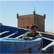 Dalle basi all’improvvisazione: impara a suonare la chitarra con un metodo pratico.