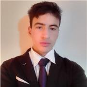 Técnico en mantenimiento de computación con experiencia propia y estudiantil de 2 años dispuesto a dar clases a gente principiante interesada en el tema