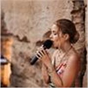 Cantante professionista e insegnante di canto moderno, esperienza ventennale nell'insegnamento, ottima tecnica e padronanza dello 