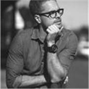 Professeur de marketing pour donner des cours particuliers