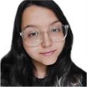 Profesora de lengua inglesa, bilingüe, especializada en apoyo a personas de todo tipo de edades y niveles. Clases de Inglés online