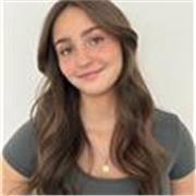 Etudiante en économie gestion et langues ! J'ai habité 6 ans à Berlin !