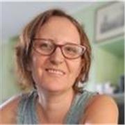 Donna libero professionista impartisce lezioni di dattilografia, Windows, Word, Excel e Wordpress