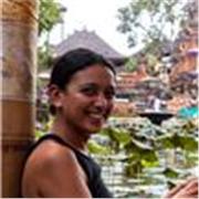 Clases de yoga y sesiones de yoga terapia