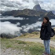 Soy una persona dinámica y daré clases de biología o similar ( atv, ciencias ambientales)