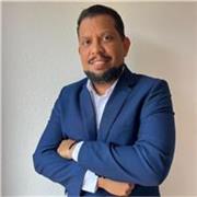 Profesor Titulado de Matemáticas con mas 15 años de experiencia imparte clases presencial y online.