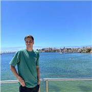 Me llamo Marc, tengo 18 años y podría dar clases de repaso de lenguas(catalán,castellano,inglés), matemáticas,historia y economía