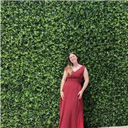 Profesora de inglés apta para niveles de educación secundaria obligatoria y de apoyo en tareas apta  para niveles de primaria