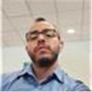 Maestro de Administración, con mas de 8 años de experiencia en sector privado
