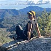 Profesora de dibujo artístico para jóvenes y adultos