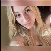 soy muy creativa y apasionada con todo el mundo del arte y a la hora de enseñar