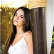Profesora estudiante cursando 2do de carrera con buenos métodos para aprender a estudiar y hacer apuntes