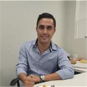 profesor de Biología imparte clases a nivel secundaria y preparatoria