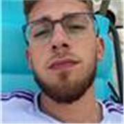 Estudiante de Policía ofrece sus habilidades y técnicas de estudio a estudiantes de primaria, ESO Y Bachillerato