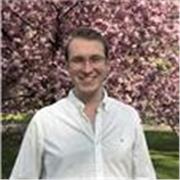 English tutor who teaches students of all ages