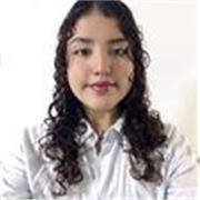Profesora de inglés de niños y jóvenes, con habilidades de entendimiento y paciencia al enseñar