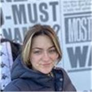 Laureata in Economia aziendale. Offro ripetizioni di contabilità e diritto e altre materie da concordare.