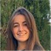 Profesora de enfermería para todos los cursos. Especialista en enfermería del trabajo. Urgencias y emergencias.