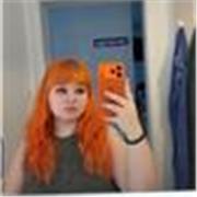 Englisch-Tutorin, die gerne realitätsnah die Sprachkenntniss weitergibt