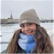 Profesora de inglés y catalán dispuesta a dar clases a gente de todas las edades