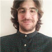 Laureato in scienze della comunicazione e antropologia, alle superiori avevo 10 in matematica