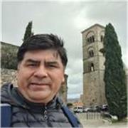 Abogado especialista en Gestión Pública con 14 años de experiencia, imparte clases de Derecho a alumnos de ESO, Bachillerato y Grado