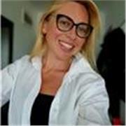 I am professional teacher of English for students from 7-77 yo.
With great experience working 1:1 or in groups online 