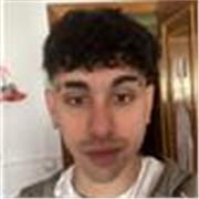 Profesor de fútbol especializado en alumnos de primaria y anteriores. 