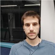 Joven estudiante graduado en filosofía recién titulado con el Máster en Formación de Profesorado. Mucha experiencia como particula