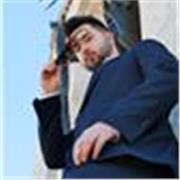 Insegno a creare siti web con builder (es. Wordpress, Hostinger, Elementor). Il mio focus è sulla sicurezza informatica e sul web design