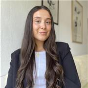 Profesora de Educacion Primarua con mención en atención a la diversidad y un máster de Investigación e Innovación Educativa.