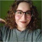 Estudiante de Filología Inglesa con experiencia dando clases particulares de inglés. Certificada con título CAE (nivel C1). 