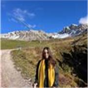 Offro lezioni private per bambini delle scuole elementari e medie adattandole alle loro esigenze 