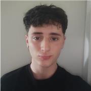 Soy un estudiante de Biología, con conocimientos en todas las áreas de ciencias, como física y matemáticas además de química.