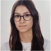 Estudiante de segundo de bachiller con experiencia dando clases y en cuidado de niños