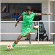 Hola! Me llamo Fernando , tengo 18 años y estoy capacitado para enseñar ya que soy un jugador profesional del 3 equipo de osasuna